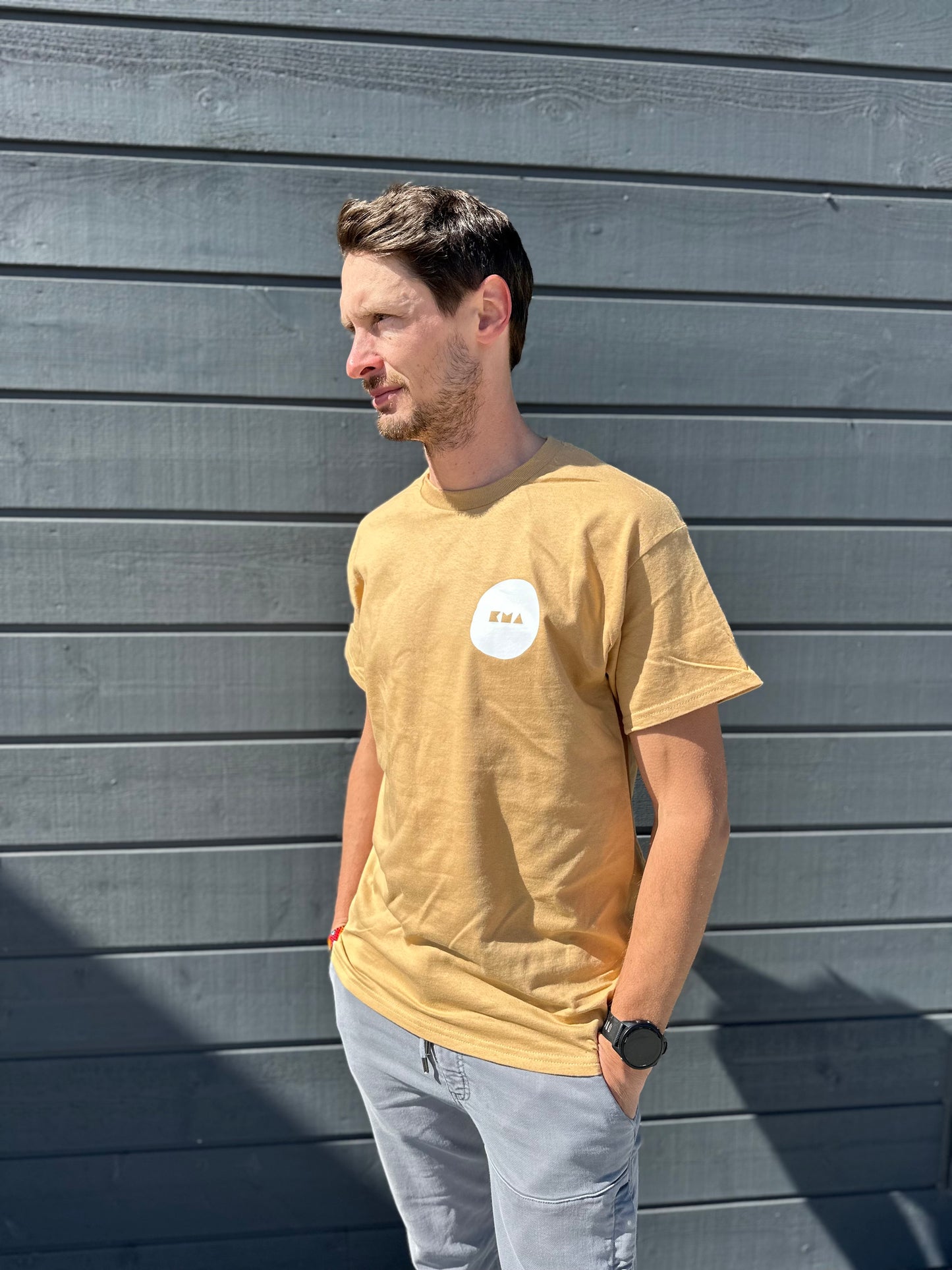 ADULT KMA PEBBLE TSHIRT - LIFE LIFE OUTSIDE