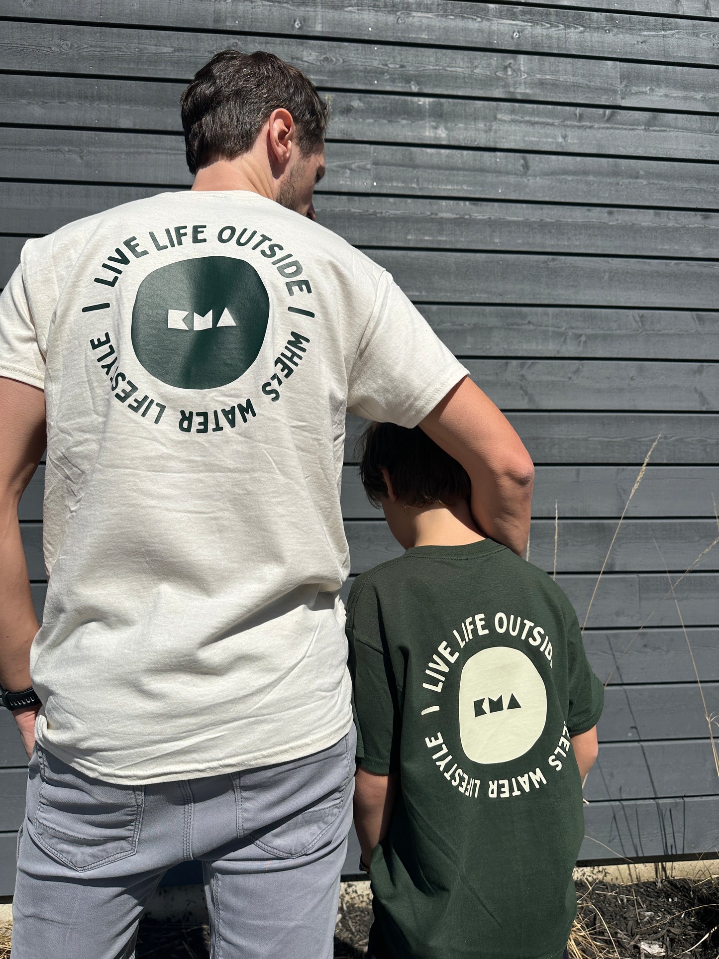 ADULT KMA PEBBLE TSHIRT - LIFE LIFE OUTSIDE