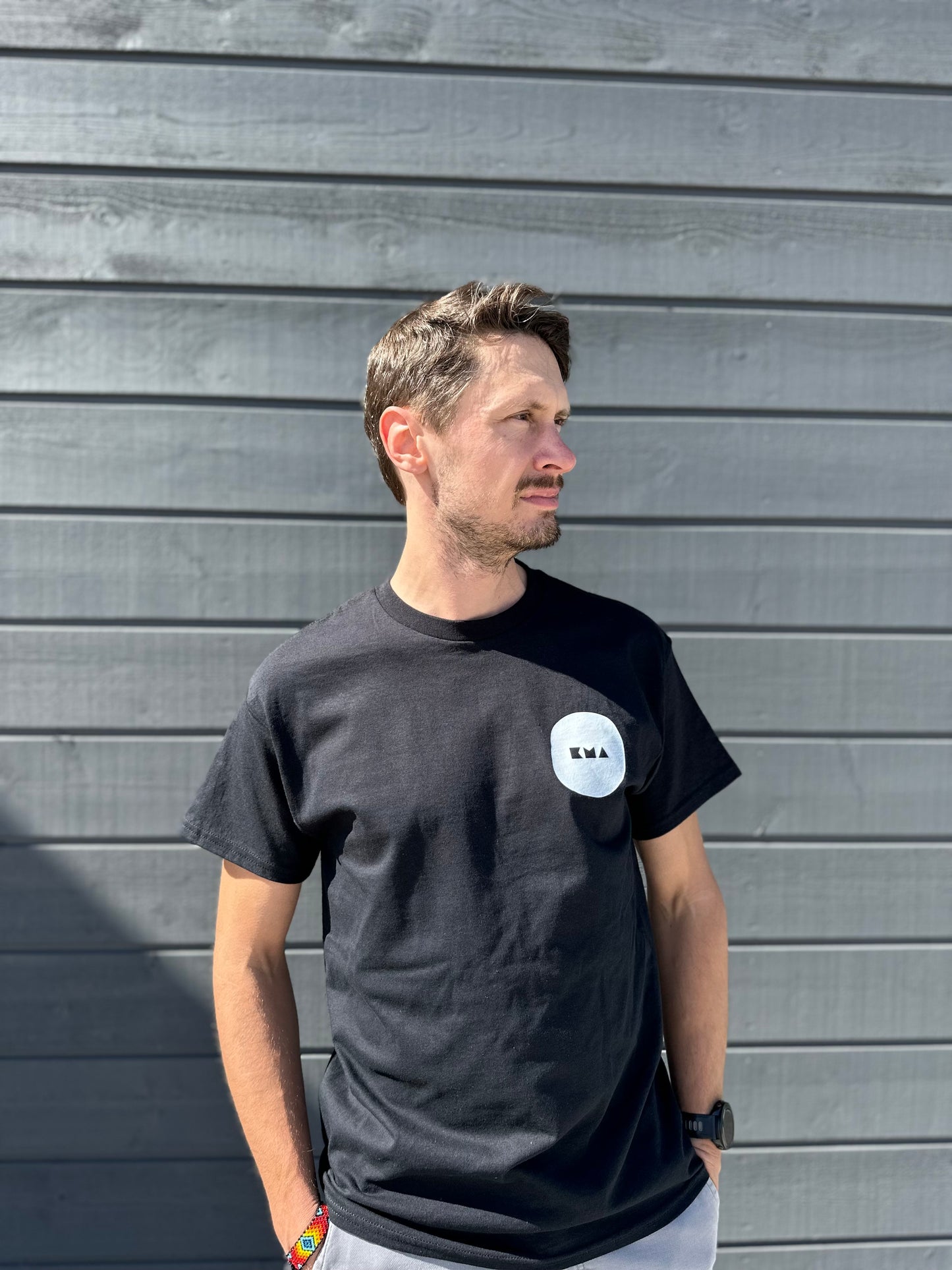 ADULT KMA PEBBLE TSHIRT - LIFE LIFE OUTSIDE